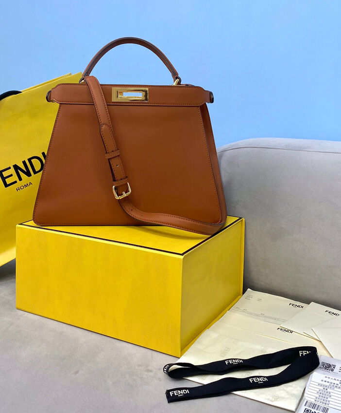 Fendi Peekaboo Iseeu Medium Handbag 8BN321 Brown